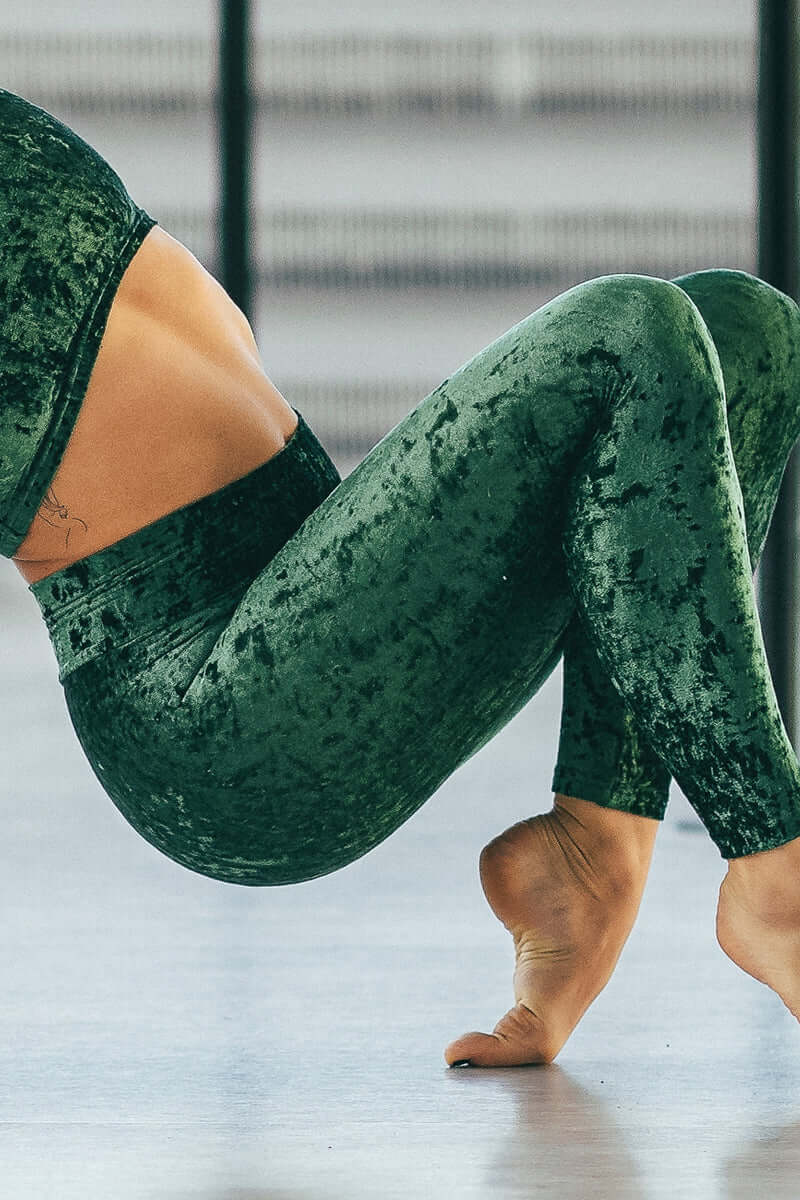 Velvet leggings, mid rise - Adriana - Image 10